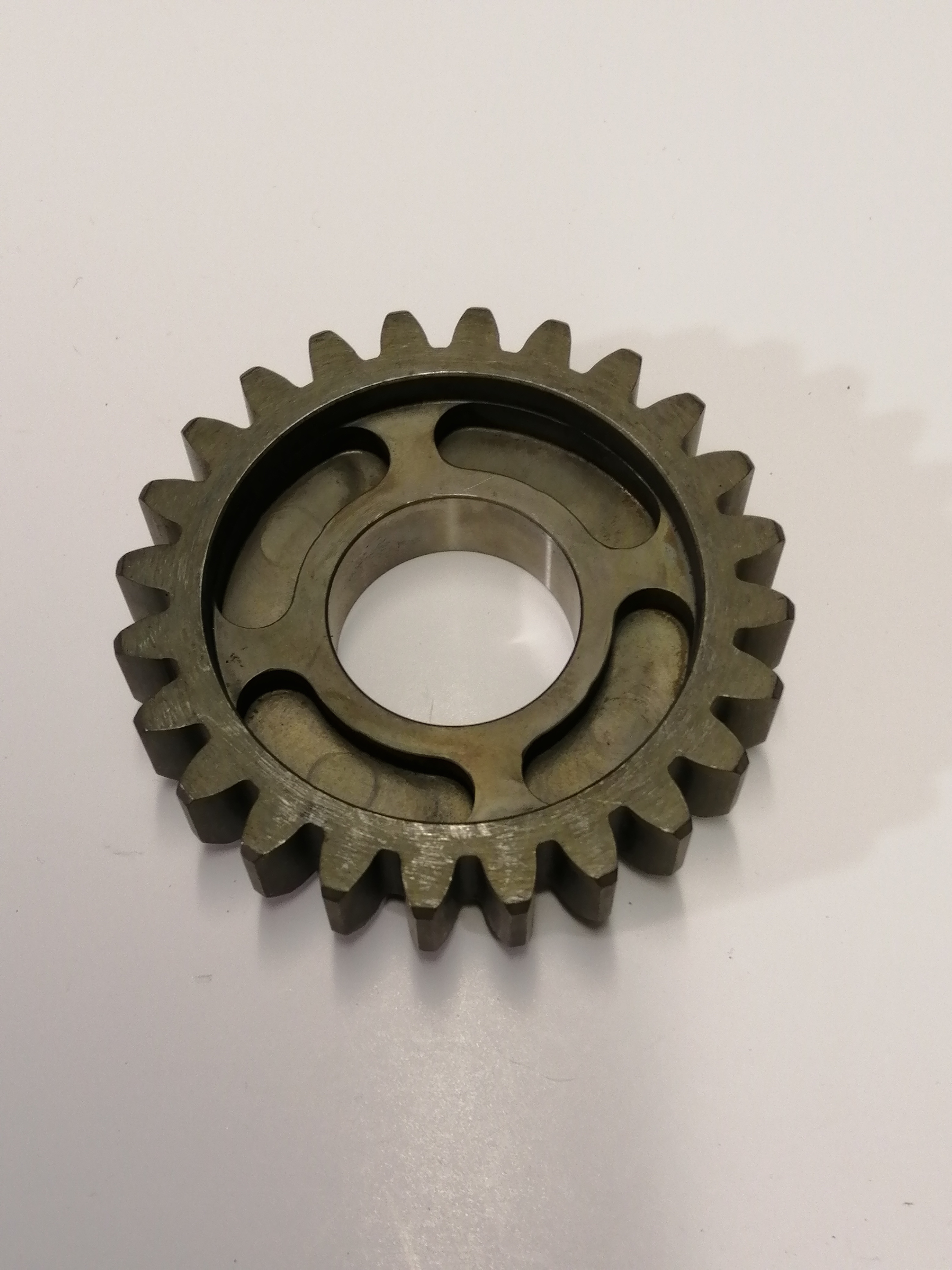 101372 - 24006401 Output Idler Gear 4th. 1994 - 2000 FE/FEe Models