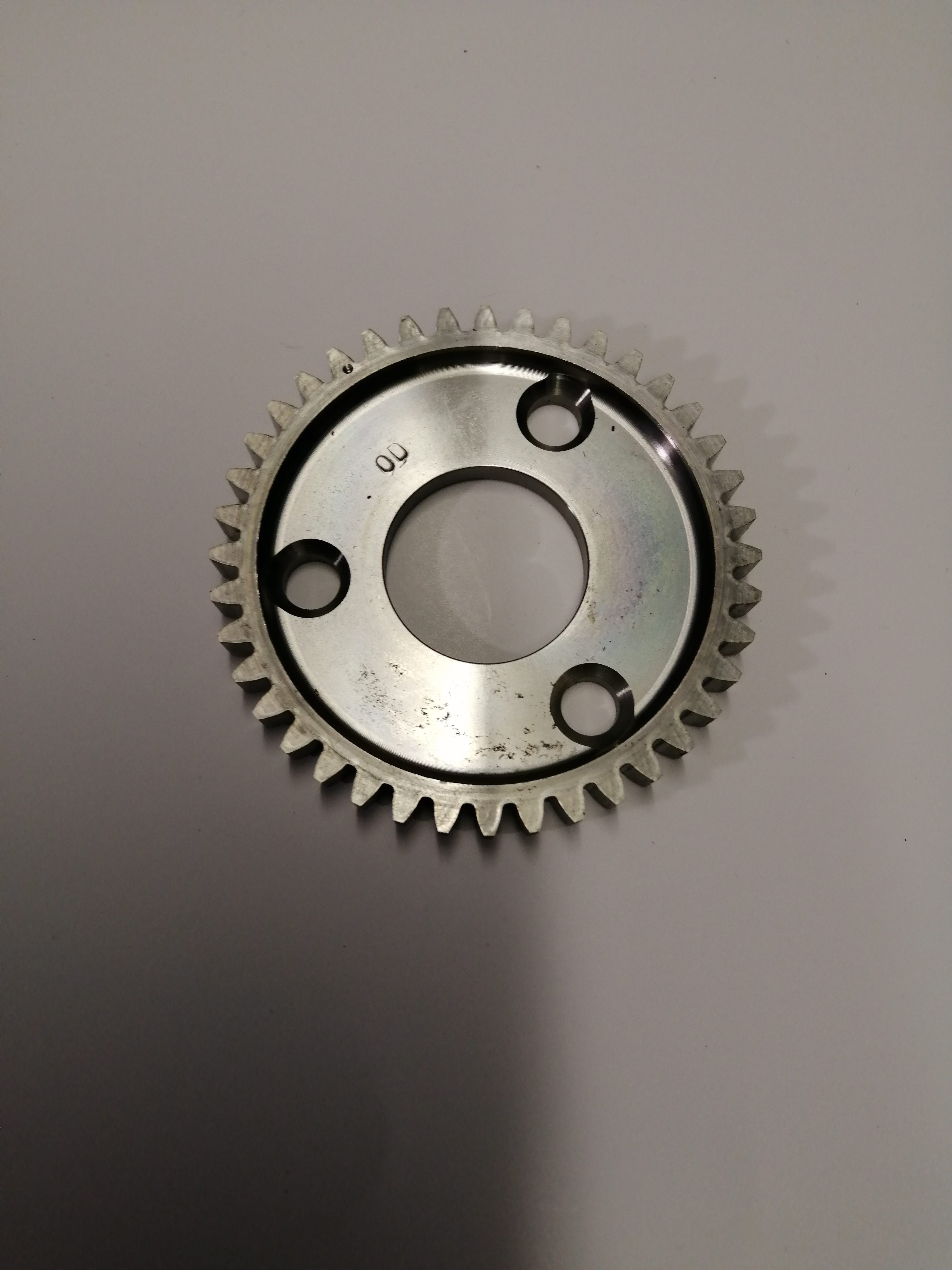 101387 - 21013101 Gear wheel 2000 FEe models