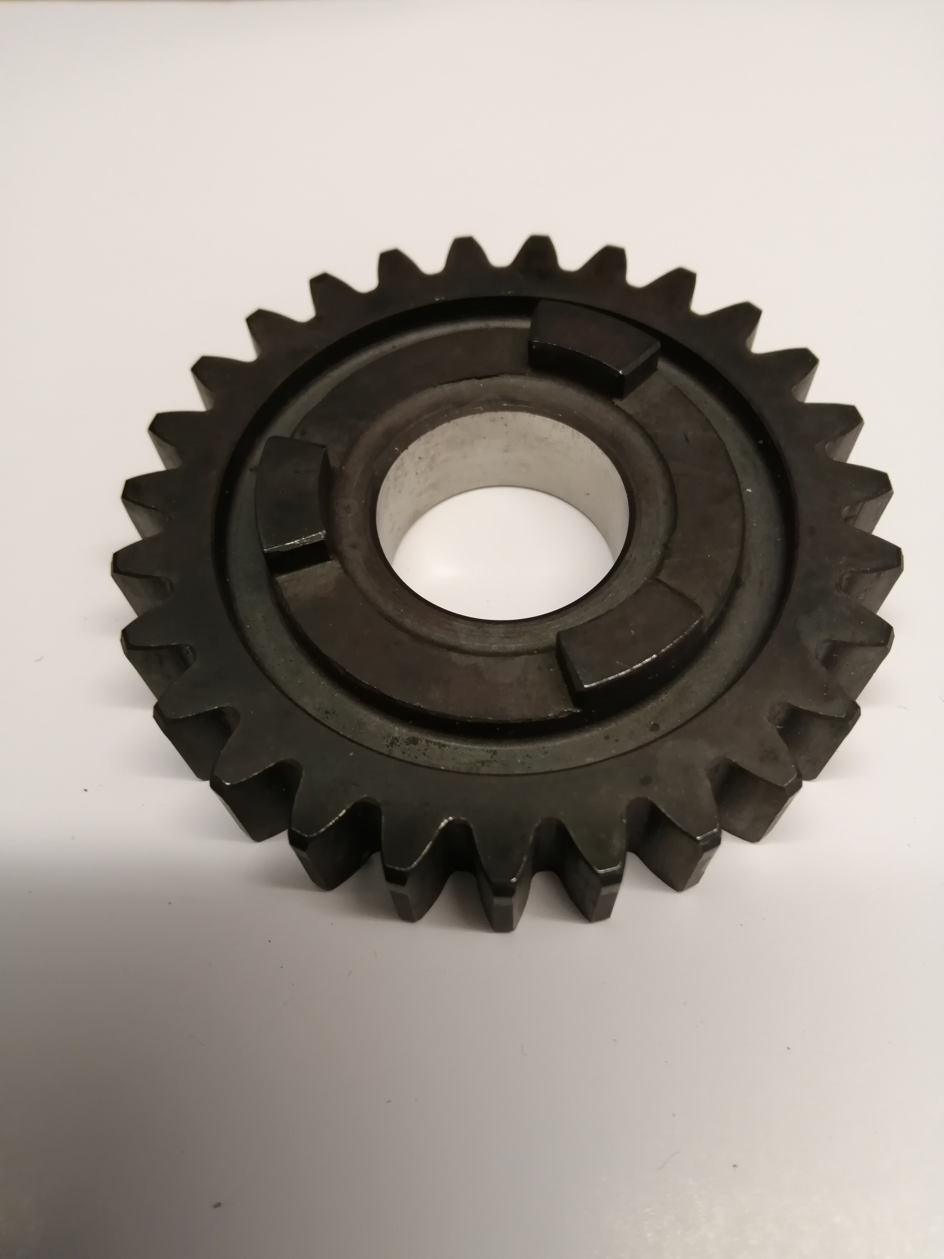 101405 - 24000601 27T input - Idler Gear 6th suits all FC models 1989-1993. All FEs 1994-2000