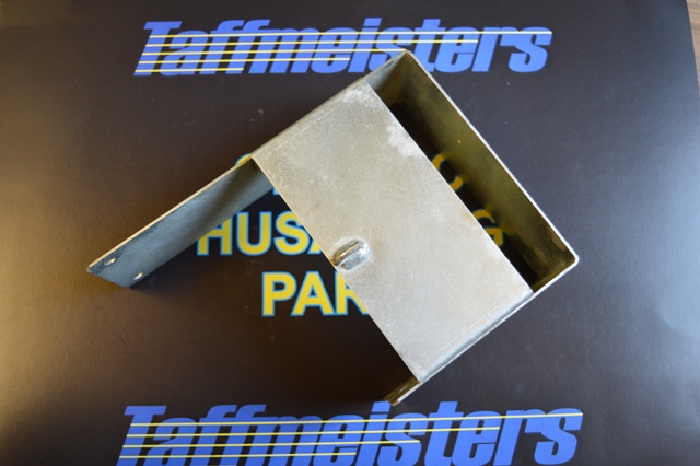 199053- (11016301) Battery box Models 1995- 1999